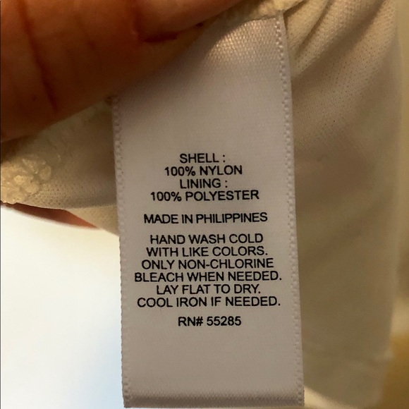 Express Lace Mock Neck Top - Picture 5 of 6